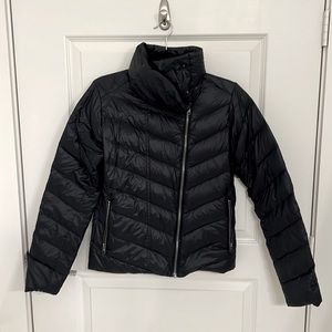 Patagonia Puffer with asymmetrical zipper